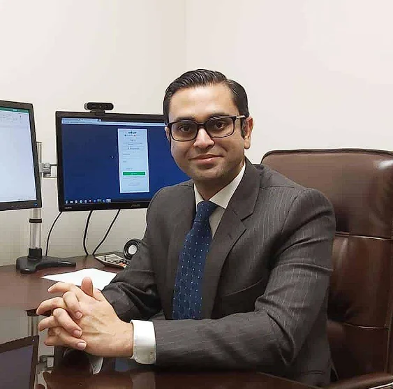 Salman Rundhawa, MBA CEO of filling taxes