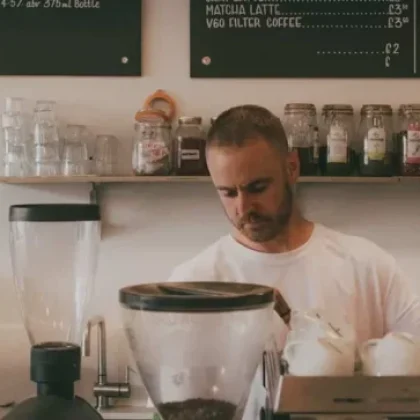 Bookkeeping services for franchise owners in Toronto to track sales expenses and royalty payments