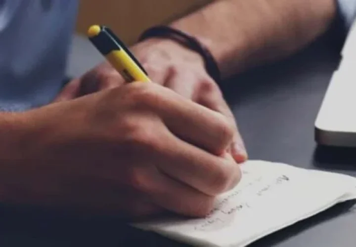 Transparent hassle free US tax accounting in Canada IRS CRA compliance Filing Taxes